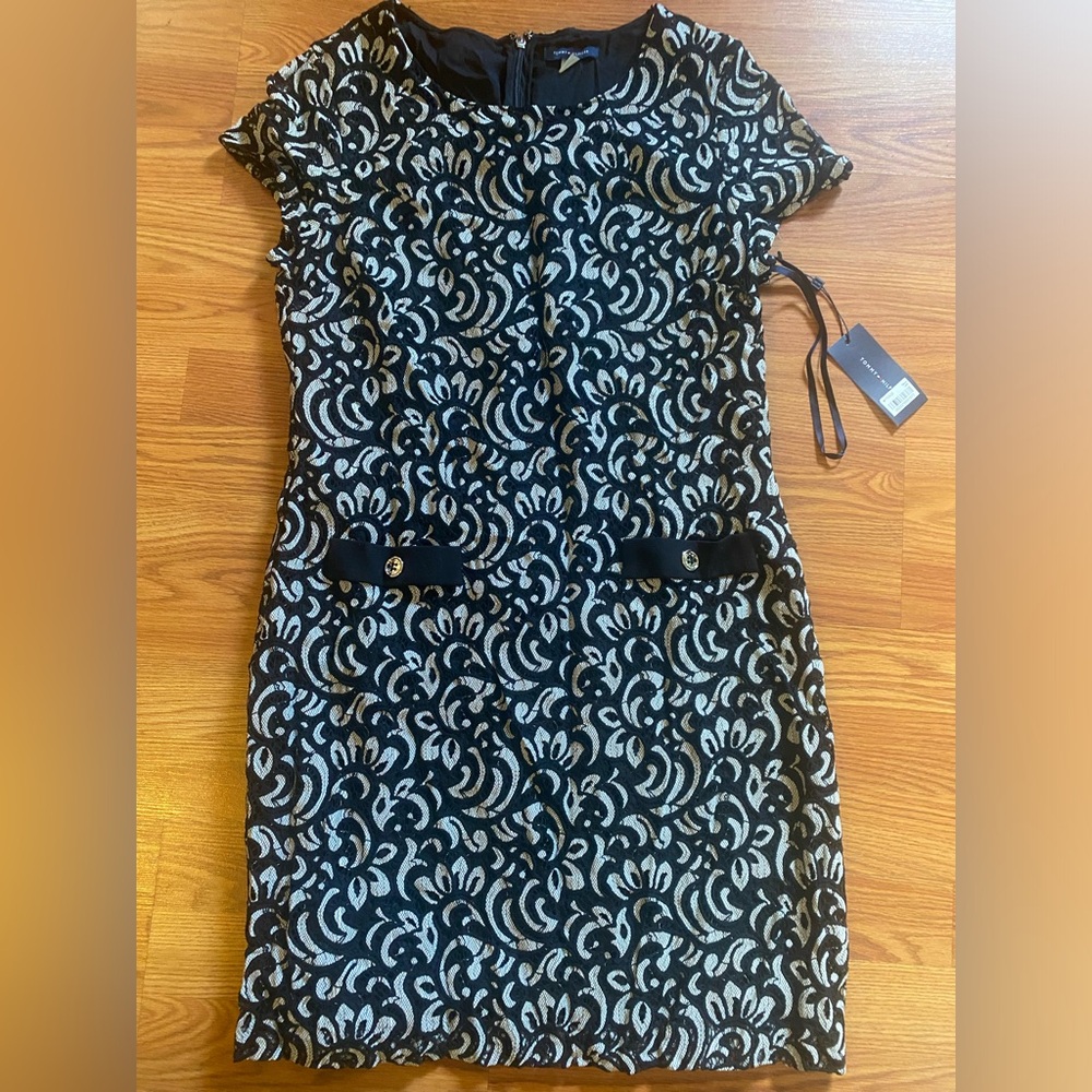 Tommy Hilfiger black & white overlay lace, sheath, size 12 NWT
